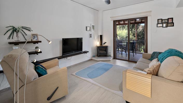 Image No.5-2 Bed Townhouse for sale