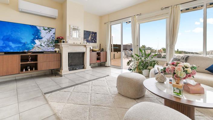 Image No.9-3 Bed Semi-Detached for sale