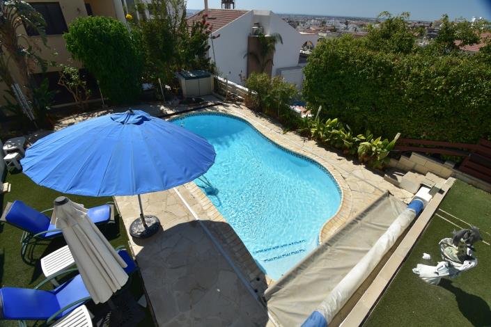 Image No.2-5 Bed Villa / Detached for sale