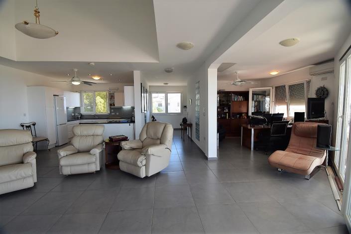 Image No.12-5 Bed Villa / Detached for sale