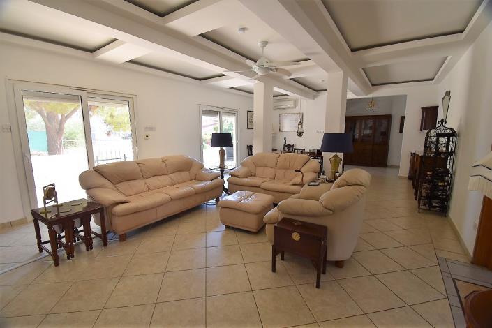 Image No.31-5 Bed Villa / Detached for sale