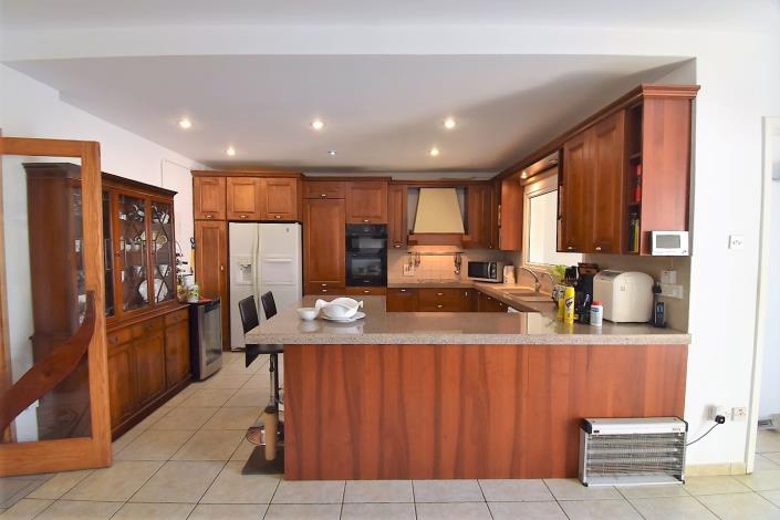 Image No.33-5 Bed Villa / Detached for sale