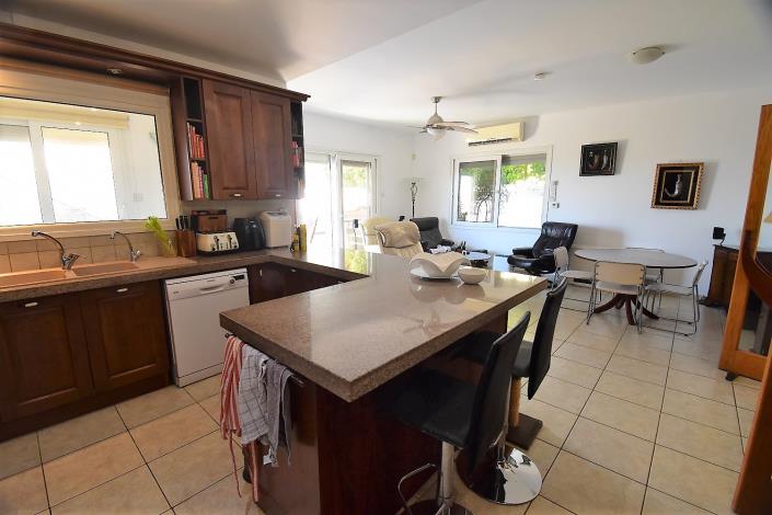 Image No.34-5 Bed Villa / Detached for sale