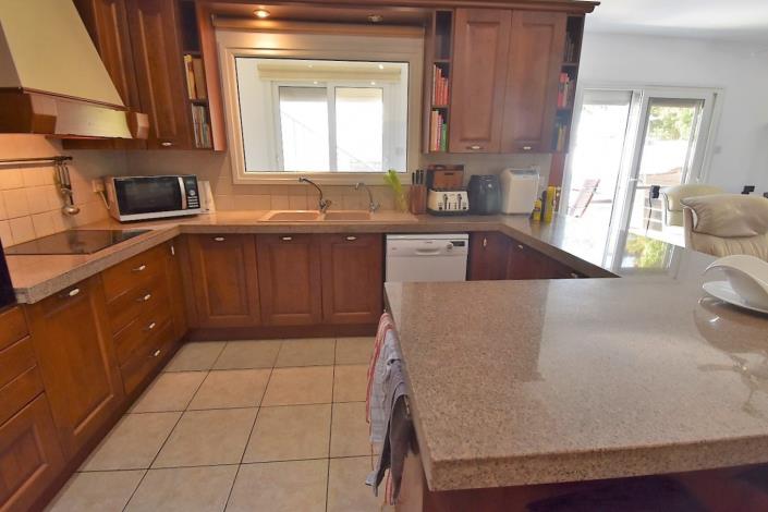 Image No.35-5 Bed Villa / Detached for sale