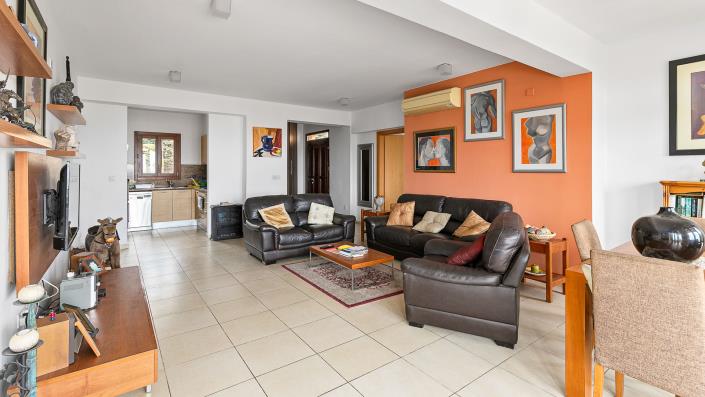 Image No.3-2 Bed Apartment for sale