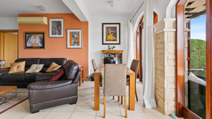 Image No.6-2 Bed Apartment for sale