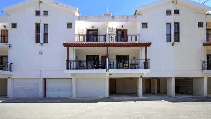 Image No.2-2 Bed Townhouse for sale