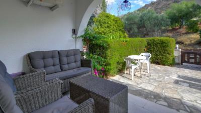 8B-Ambelones---ID-1137--7-of-28-