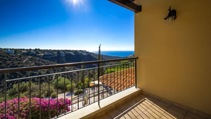 Image No.32-3 Bed Townhouse for sale