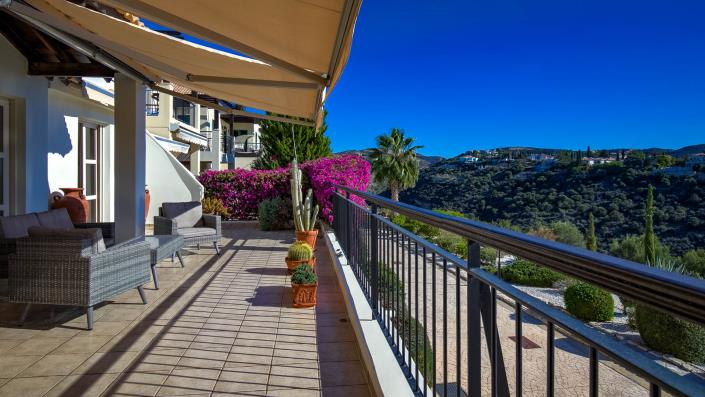 Image No.20-3 Bed Townhouse for sale