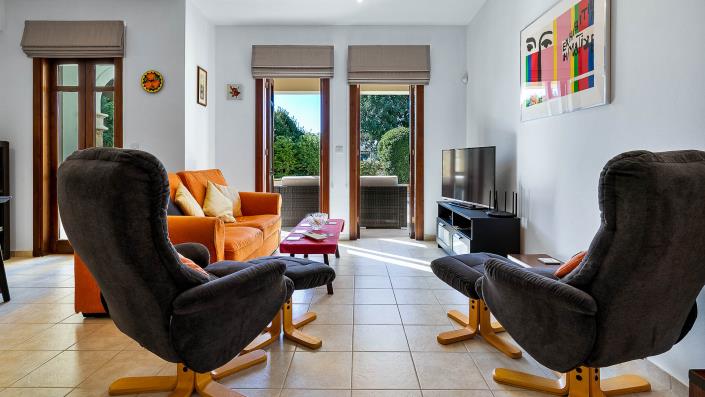 Image No.9-2 Bed Apartment for sale