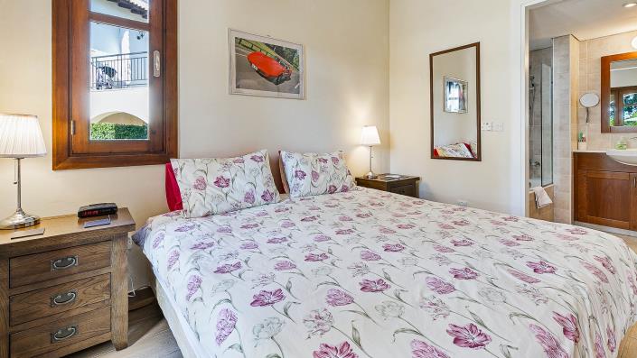 Image No.18-2 Bed Apartment for sale