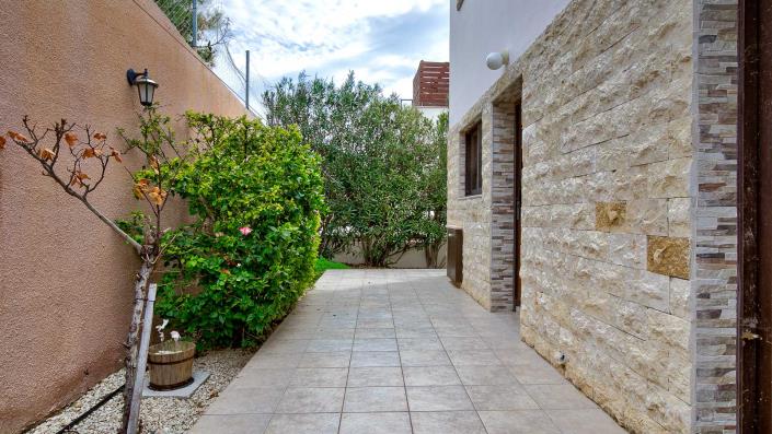 Image No.6-3 Bed Villa / Detached for sale