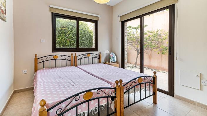 Image No.11-3 Bed Villa / Detached for sale