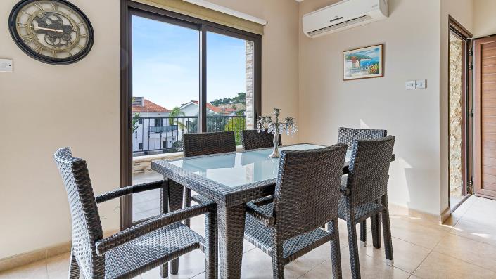 Image No.12-3 Bed Villa / Detached for sale