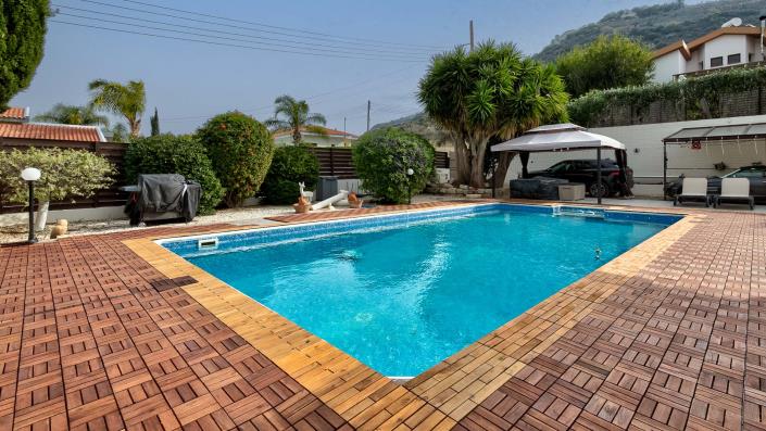 Image No.8-3 Bed Bungalow for sale