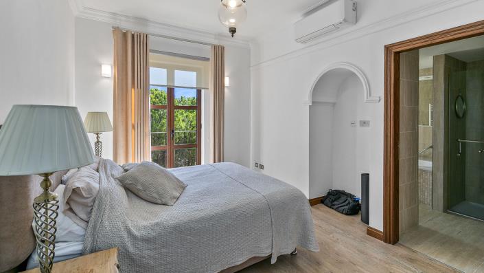 Image No.15-2 Bed Apartment for sale