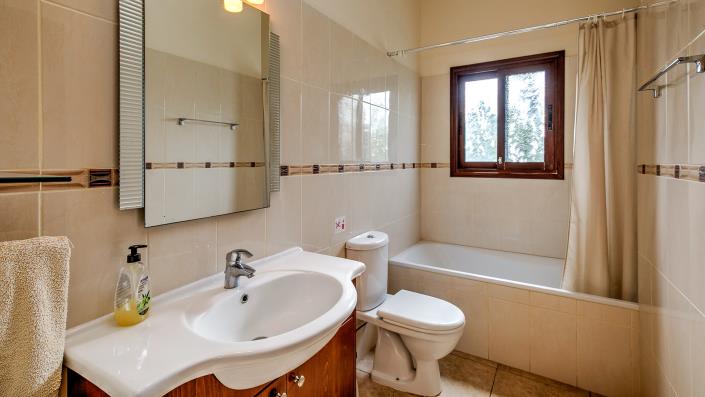 Image No.12-3 Bed Bungalow for sale