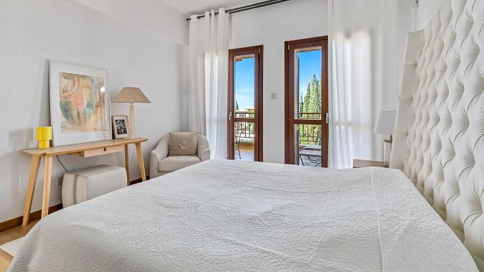 Image No.25-2 Bed Apartment for sale
