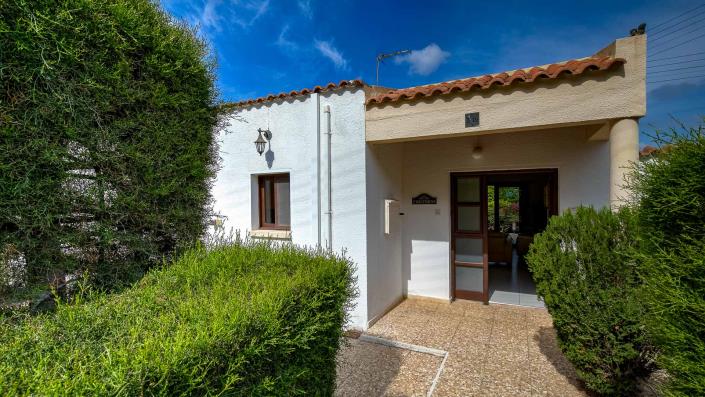 Image No.6-2 Bed Bungalow for sale