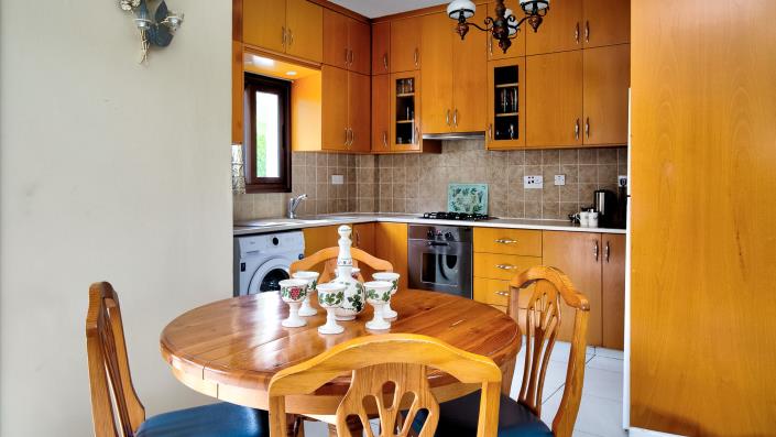 Image No.12-2 Bed Bungalow for sale