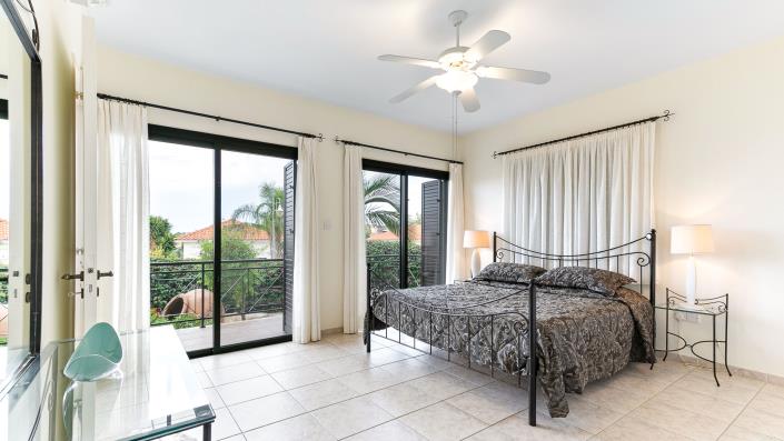 Image No.15-3 Bed Villa / Detached for sale