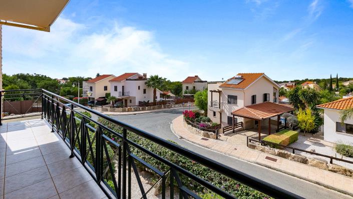 Image No.34-3 Bed Villa / Detached for sale