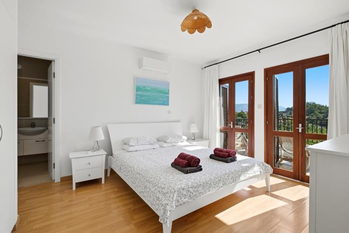 Image No.14-2 Bed Apartment for sale