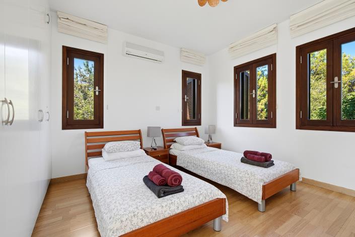 Image No.19-2 Bed Apartment for sale