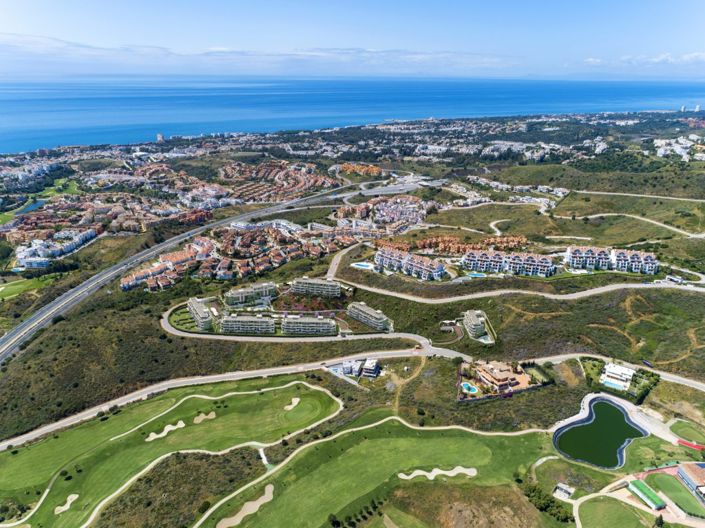 Image No.13-2 Bed Property for sale