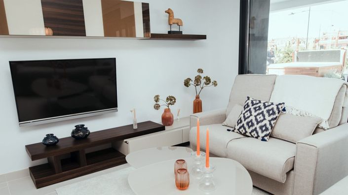 Image No.10-2 Bed Apartment for sale