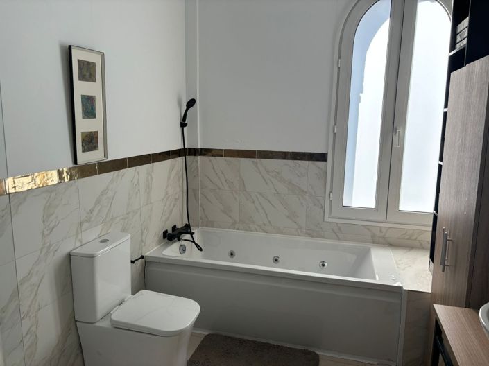 Image No.14-Villa de 6 chambres à vendre à La Línea de la Concepción