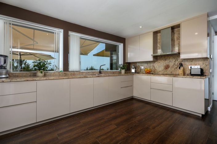 Image No.11-4 Bed Villa for sale