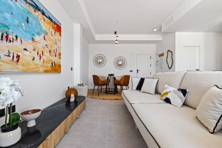 Image No.16-2 Bed Property for sale