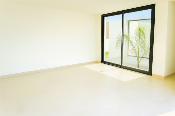 Image No.15-5 Bed Villa for sale