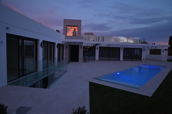 Image No.15-5 Bed Villa for sale