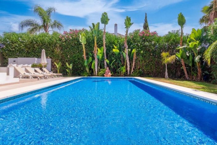 Image No.1-Villa de 4 chambres à vendre à Marbella