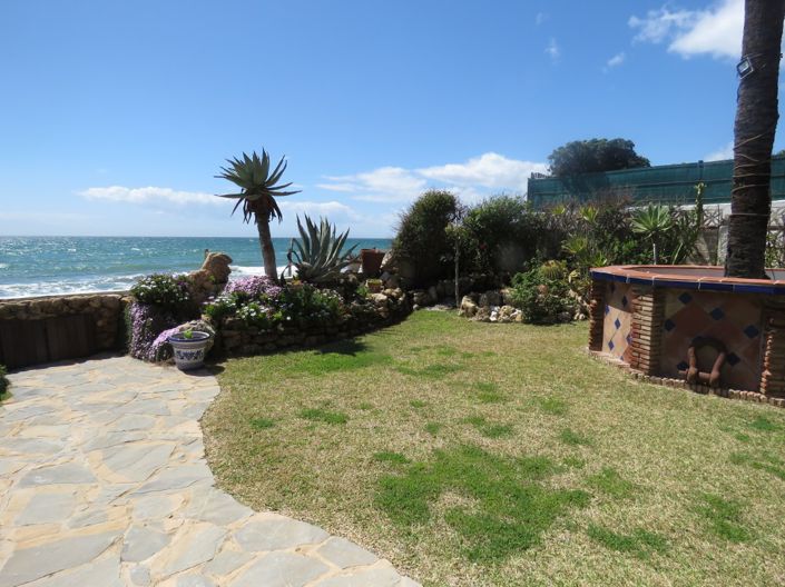 Image No.6-3 Bed Villa for sale