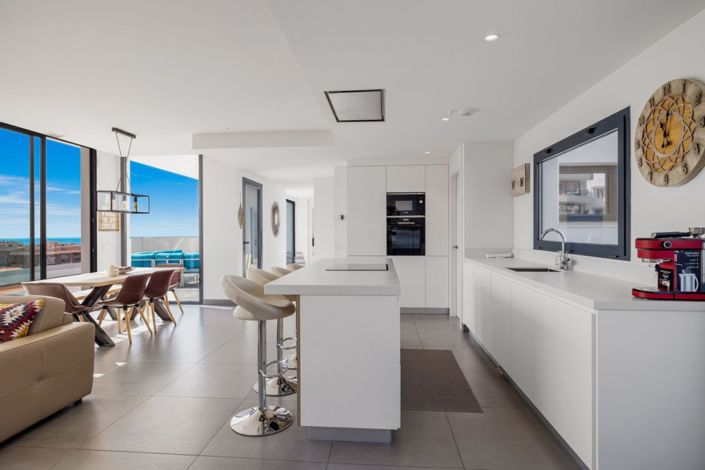 Image No.9-2 Bed Apartment for sale