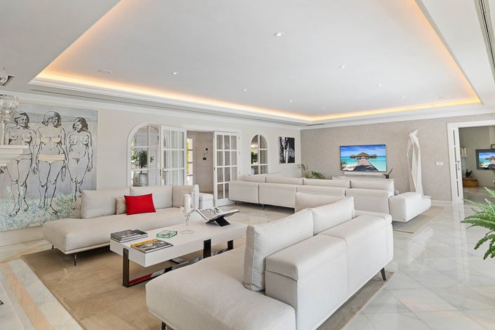 Image No.3-6 Bed Villa for sale