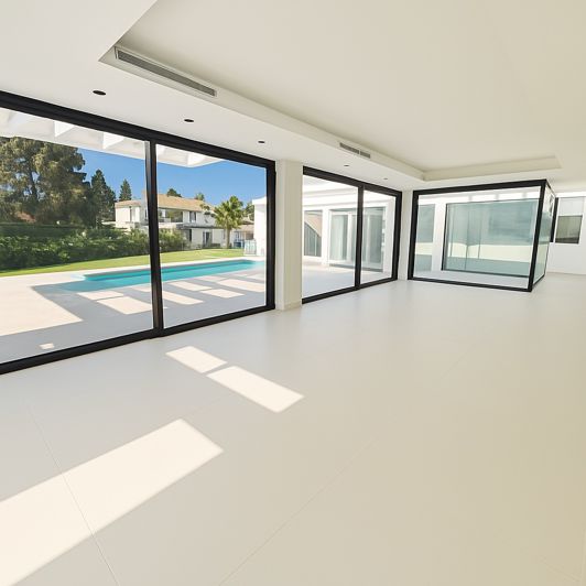 Image No.3-5 Bed Villa for sale