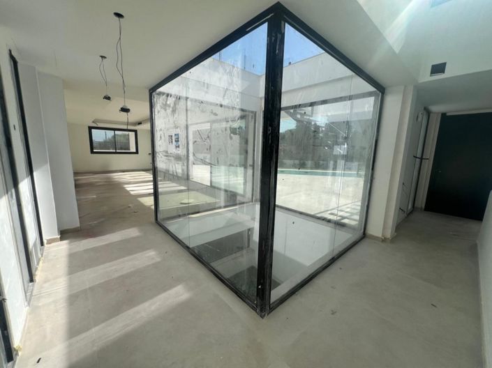 Image No.7-5 Bed Villa for sale