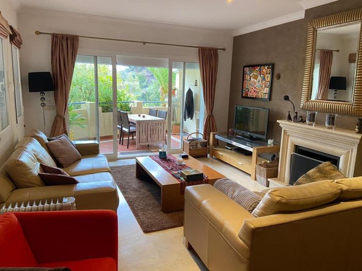 Image No.2-2 Bed Property for sale