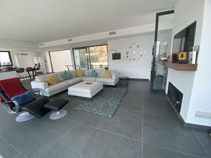 Image No.17-4 Bed Villa for sale