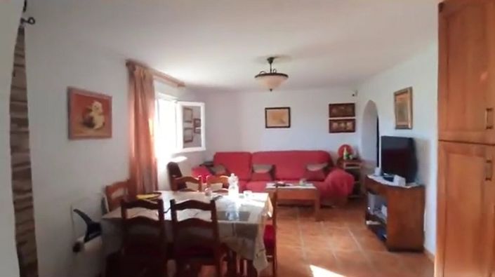 Image No.2-3 Bed Villa for sale