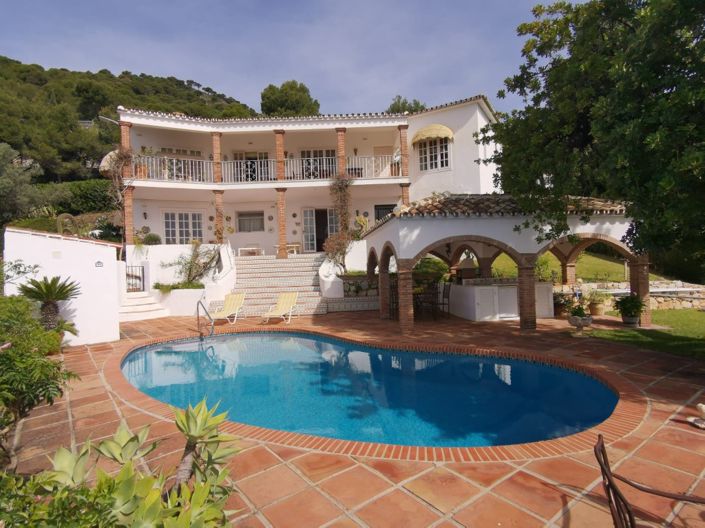 Image No.1-5 Bed Villa for sale