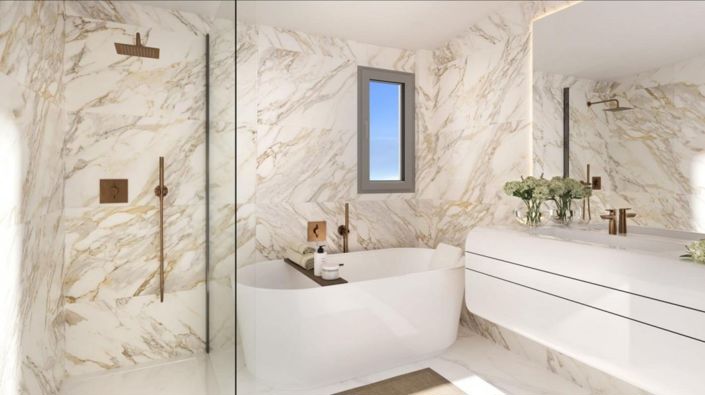 Image No.13-4 Bed Property for sale