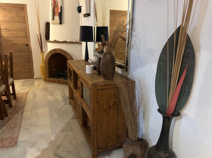 Image No.15-3 Bed Apartment for sale