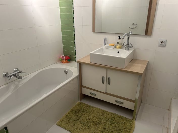 Image No.3-3 Bed Apartment for sale