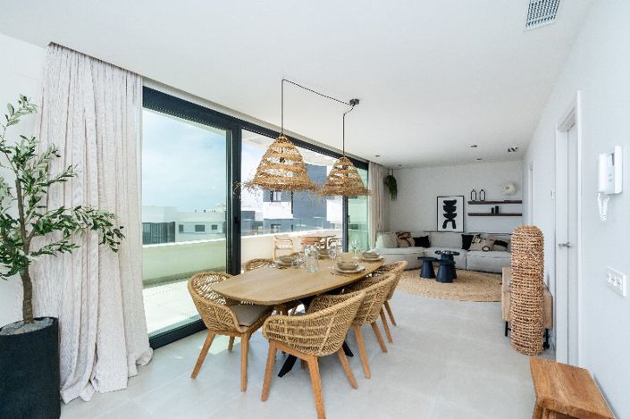 Image No.3-2 Bed Apartment for sale